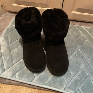 Suede boots